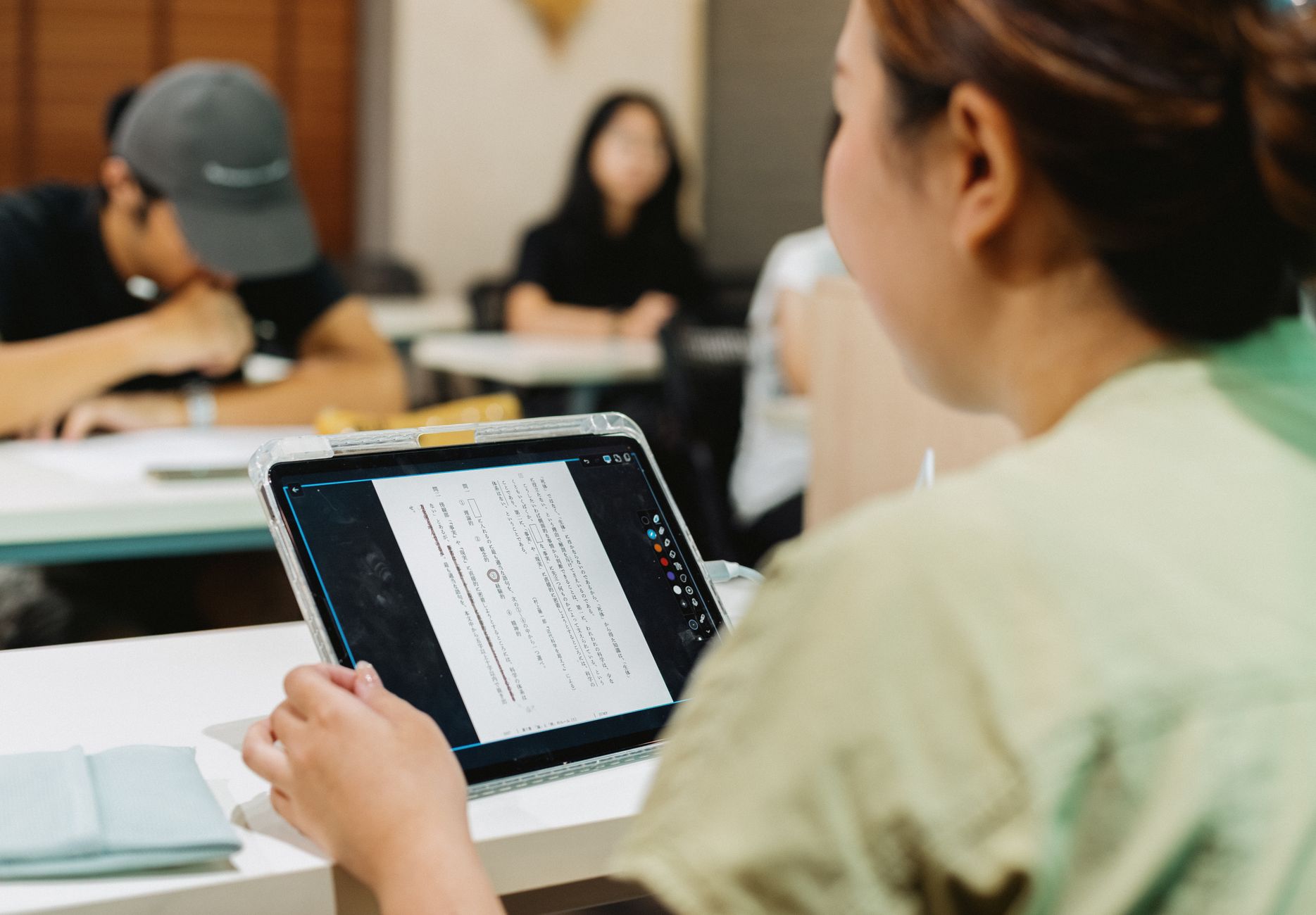 2026英国留学中介排名：新加坡留学生如何选对机构？