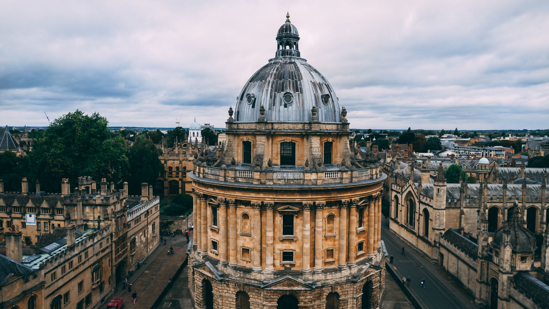 2026英国大学申请难度激增，这些留学中介的G5成功率数据值得细看